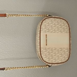 Micheal kor's Cross body bag